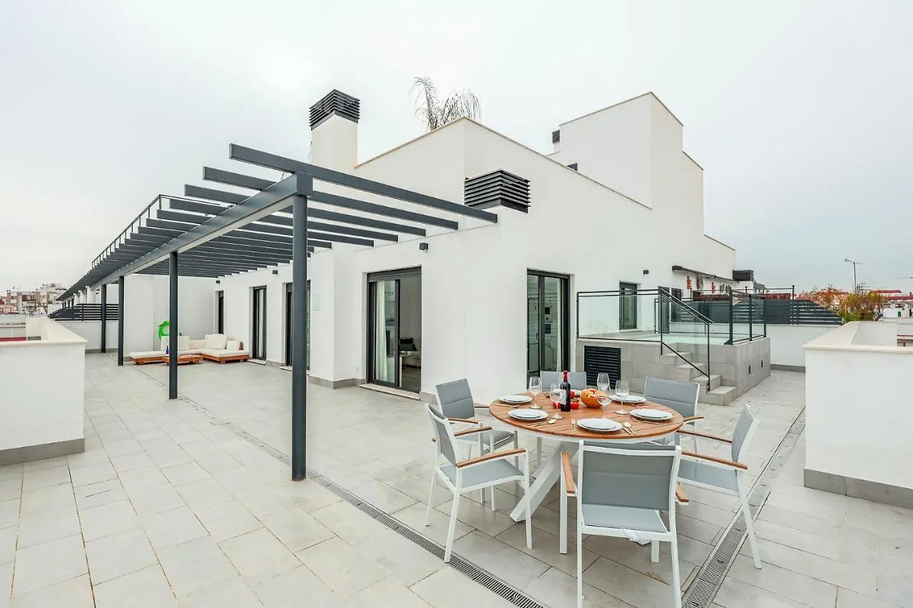 Tejares Sevilla Luxury Penthouse En Triana - Gran Terraza, Piscina & Parking Privados